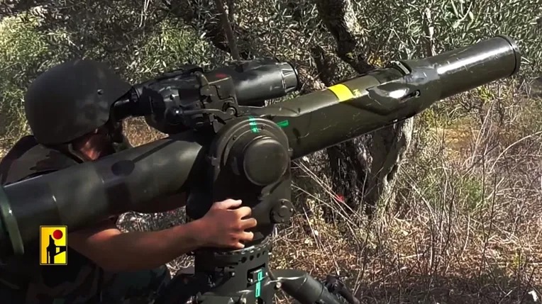 حزب الله يستهدف مواقع للاحتلال وآلياته ويحقق إصاباتٍ مباشرةٍ