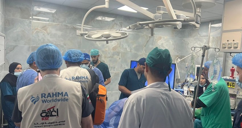 الوفد الطبي الكويتي يستنجد بالأطباء العرب لإنقاذ مستشفيات غزة