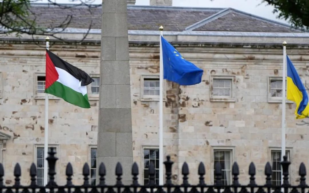 أيرلندا تعترف رسميا بدولة فلسطين وتقيم معها علاقات كاملة