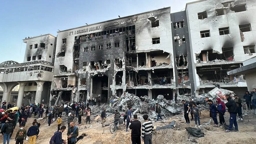 مستشفيات غزة.. أهداف مدنية يستبيحها الاحتلال