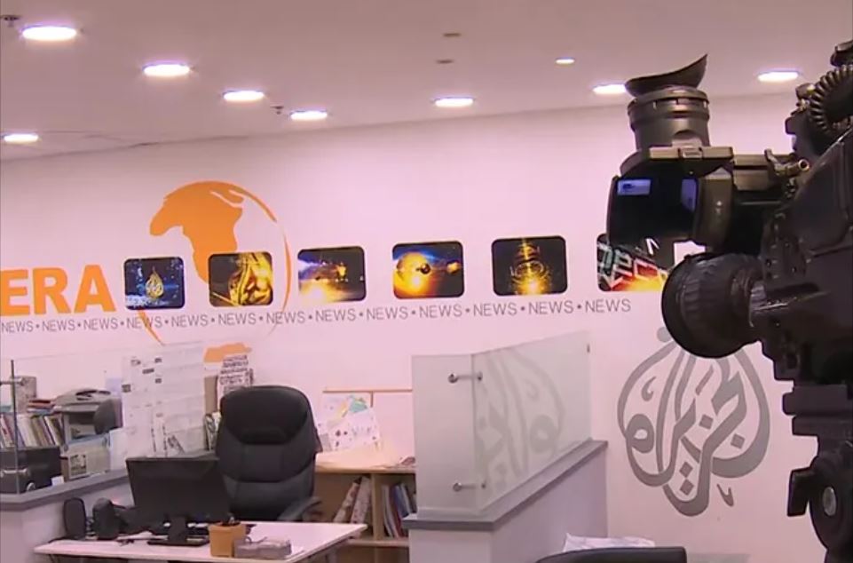 حكومة الاحتلال تصدق على تمديد إغلاق مكتب الجزيرة