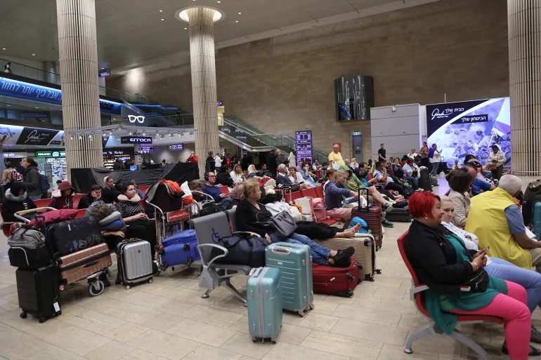 بعد مغادرة نصف مليون مستوطن .. بينيت: إسرائيل تمر بأصعب أوقاتها