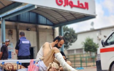 الإعلام الحكومي: إخلاء الاحتلال المستشفى الأوروبي كارثة تعمق الأزمة الصحية بغزة