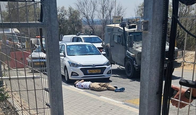 إصابة جنديين إسرائيليين بعملية طعن والمنفذ أمريكي