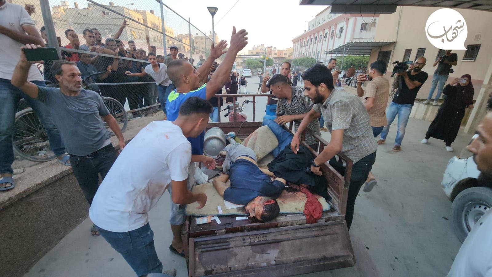 الإعلام الحكومي: مجازر الاحتلال في غزة خلفت 60 شهيداً خلال ساعات الإعلام الحكومي: مجازر الاحتلال في غزة خلفت 60 شهيداً خلال ساعات