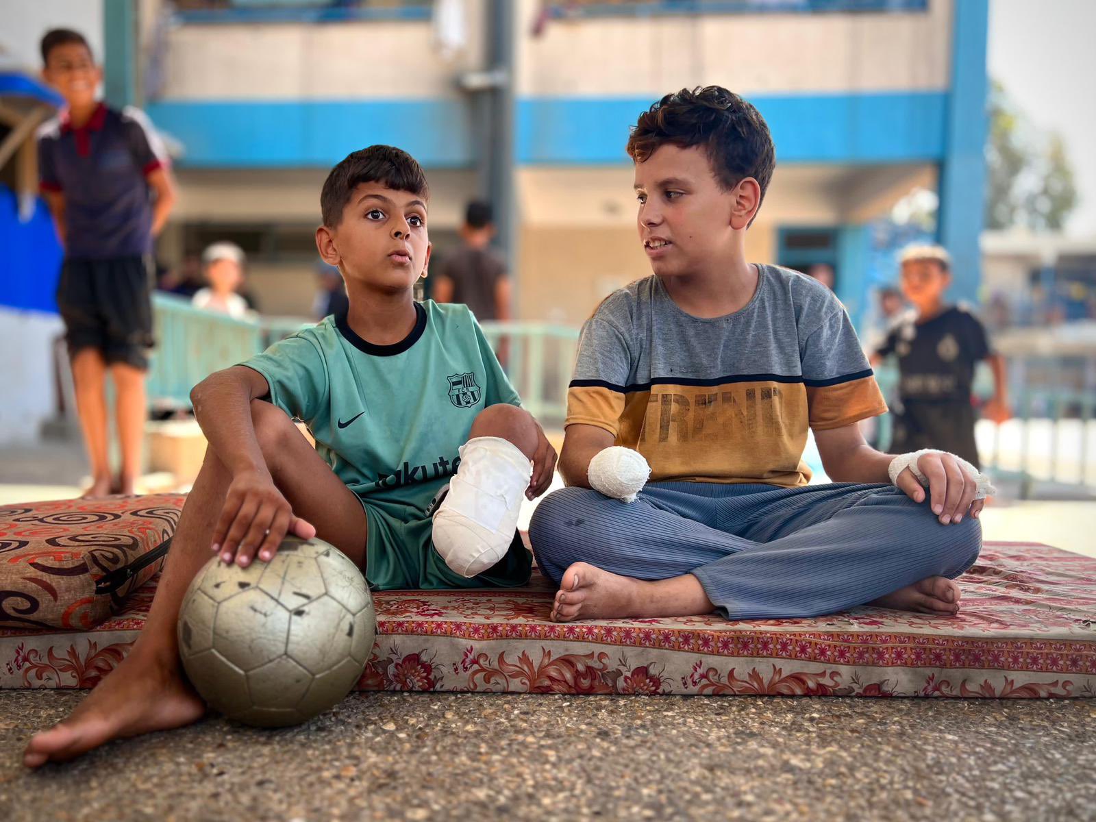 لازاريني: أطفال غزة يعيشون صدمات لا توصف بعد 300 يوم من الحرب
