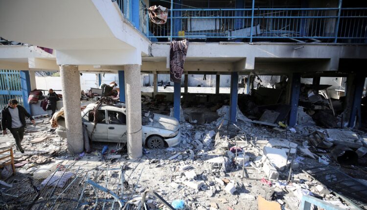 الإعلام الحكومي: الاحتلال قصف 172 مركزاً للإيواء منذ بدء الحرب