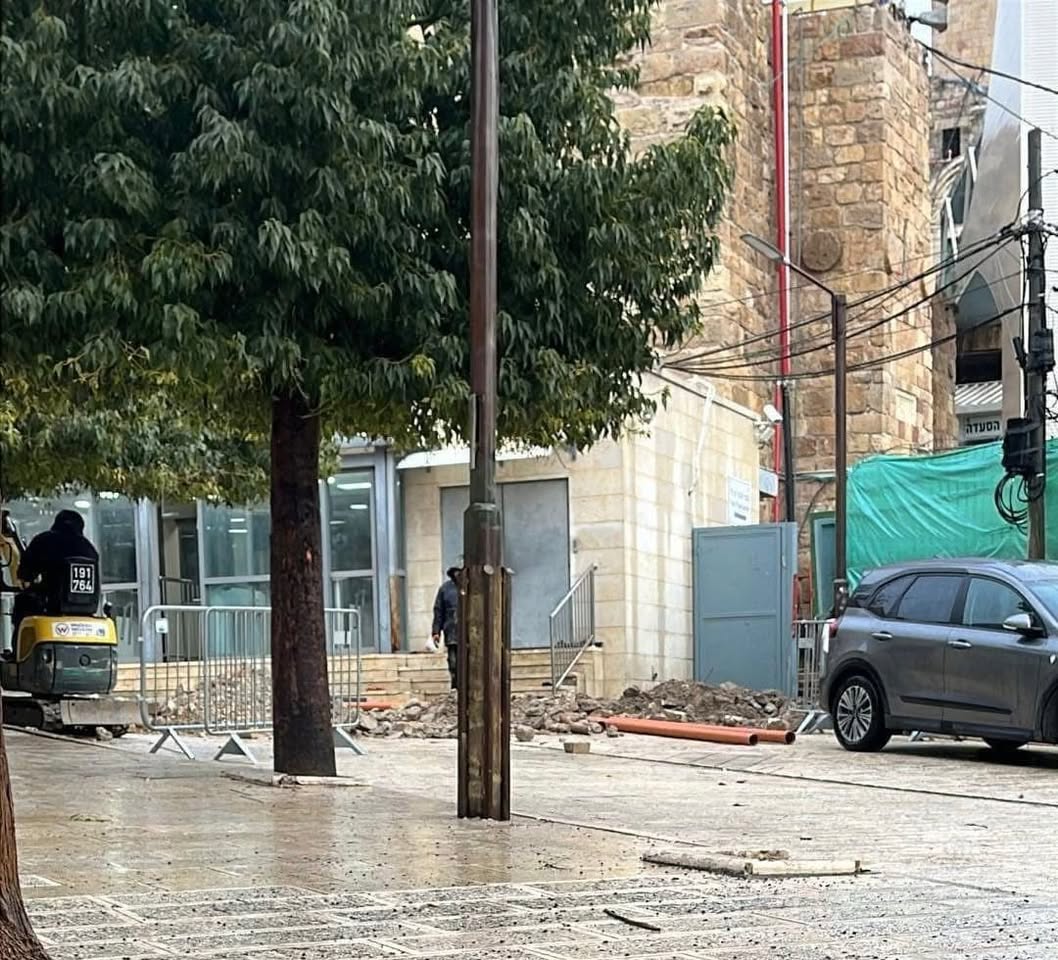 بلدية الخليل تحذر من الحفريات التي ينفذها الاحتلال في الحرم الإبراهيمي