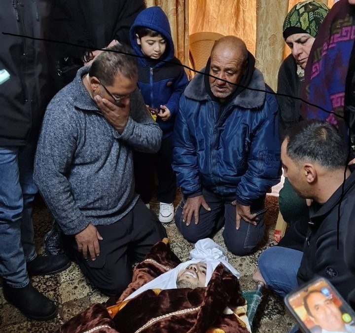 جماهير الخليل تشيع الشهيد مسالمة في بلدة بيت عوا