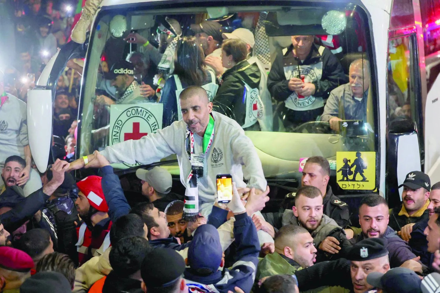 الأعلى حكما في صفقة التبادل.. من هو الأسير محمد أبو وردة؟ الأعلى حكما في صفقة التبادل.. من هو الأسير محمد أبو وردة؟