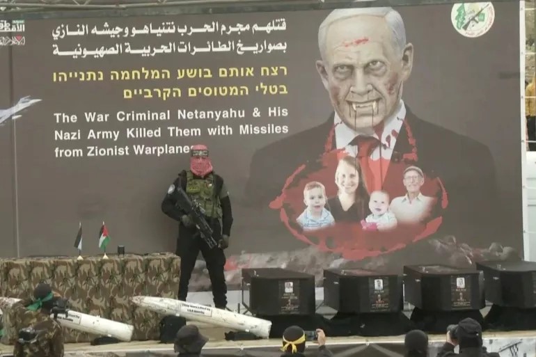 أبو عبيدة يعلن هوية 4 جثامين لأسرى إسرائيليين سيسلمهم القسام الليلة