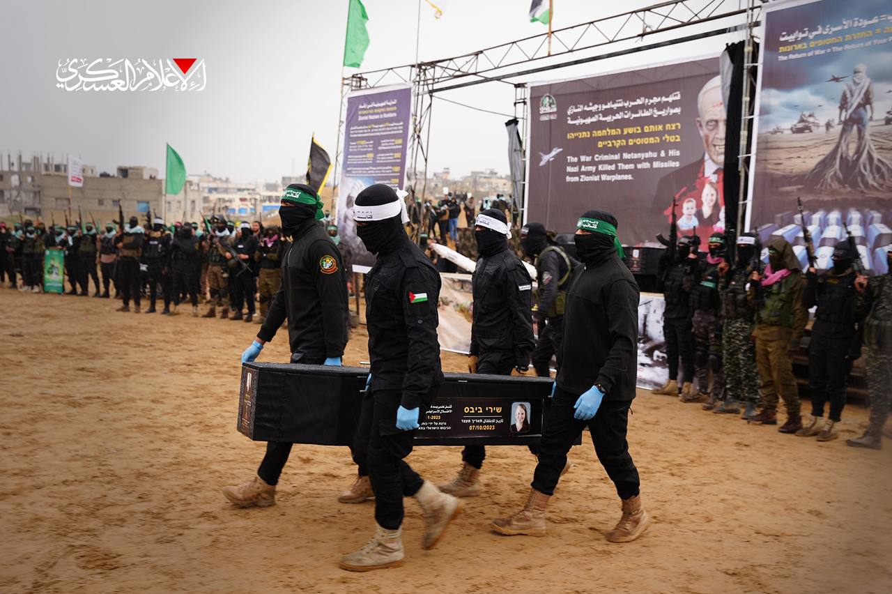 حماس: الخيار العسكري لن يعيد الأسرى الإسرائيليين ويعني التضحية بهم حماس: الخيار العسكري لن يعيد الأسرى الإسرائيليين ويعني التضحية بهم