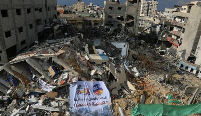 في اليوم العالمي للراديو .. عدوان إسرائيل يغتال بث 22 إذاعة محلية في غزة