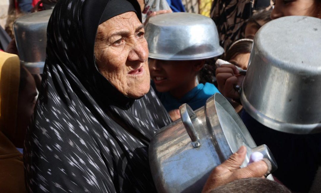 منظمات دولية ترفض استخدام المساعدات الإنسانية لغزة كأداة حرب