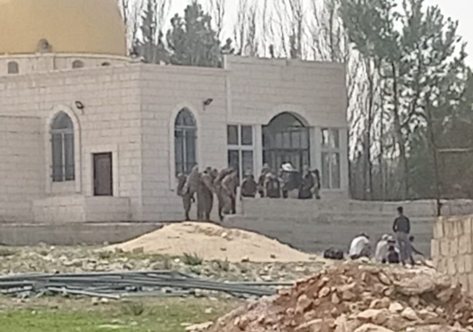 مستوطنون يقتحمون مسجداً في بيت لحم ويتلفون محاصيل زراعية شمالي أريحا