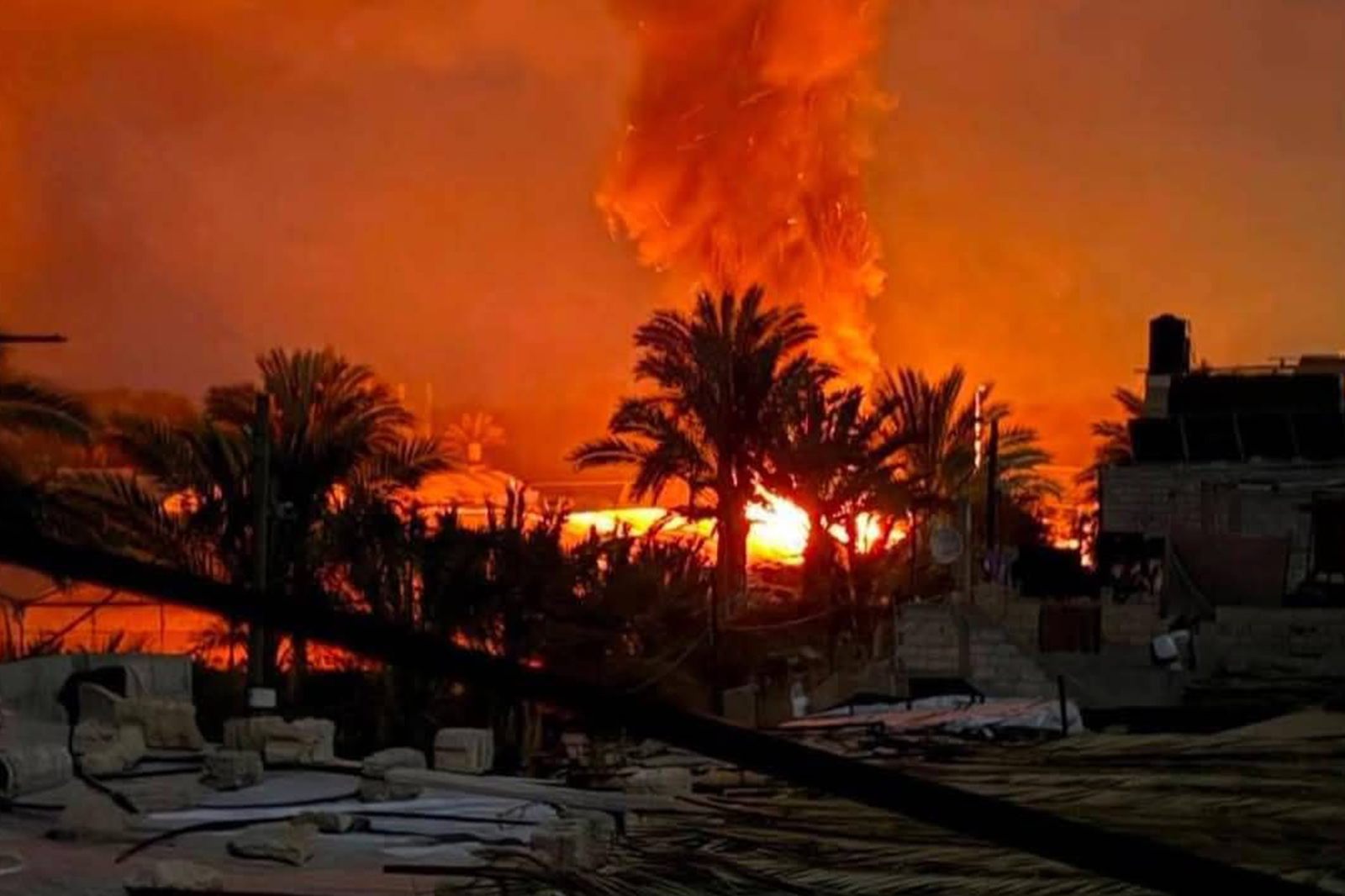 غزة تنزف مجدداً.. الموت يوقظ المدينة التي لا تنام غزة تنزف مجدداً.. الموت يوقظ المدينة التي لا تنام