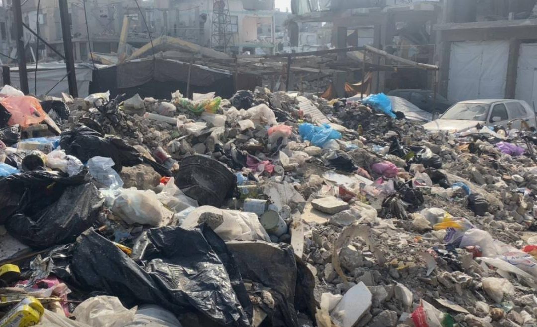 بلدية جباليا تحذر من كارثة وشيكة لتراكم النفايات