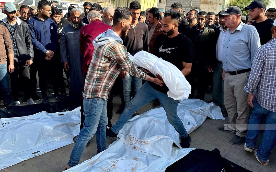 صحة غزة: حصيلة حرب الإبادة ترتفع إلى 52,576 شهيدًا