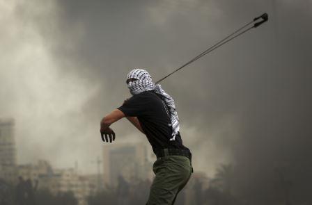 جمعة الغضب الثامنة.. مواجهات عنيفة بالضفة وغزة