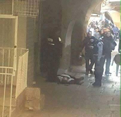 إصابة جندي صهيوني بعملية طعن في القدس واستشهاد المنفذ