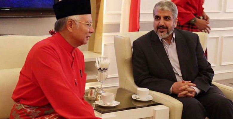 وفد برئاسة مشعل يلتقي رئيس الوزراء الماليزي