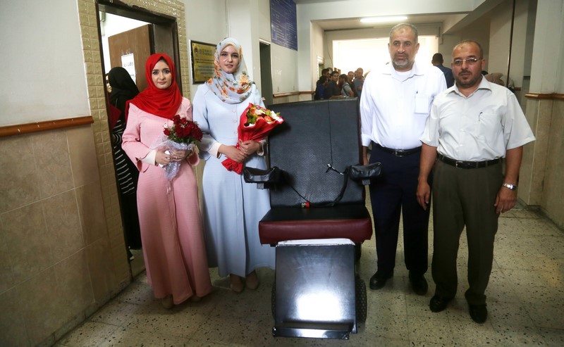 رغم الحصار.. غزة تخترع جهازا يعمل بصوت المريض