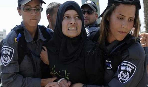الاحتلال يعتقل فتاة قرب الحرم الإبراهيمي