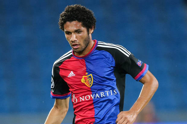 لاعب مصري يخضع لفحوصات أرسنال