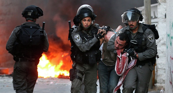 الاحتلال يعتقل 5 مواطنين بالقدس المحتلة وغزة