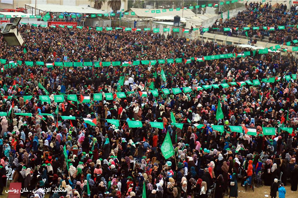 صور من المهرجان الوطني الفني الكبير قدسنا اقترب الوعد بخان يونس