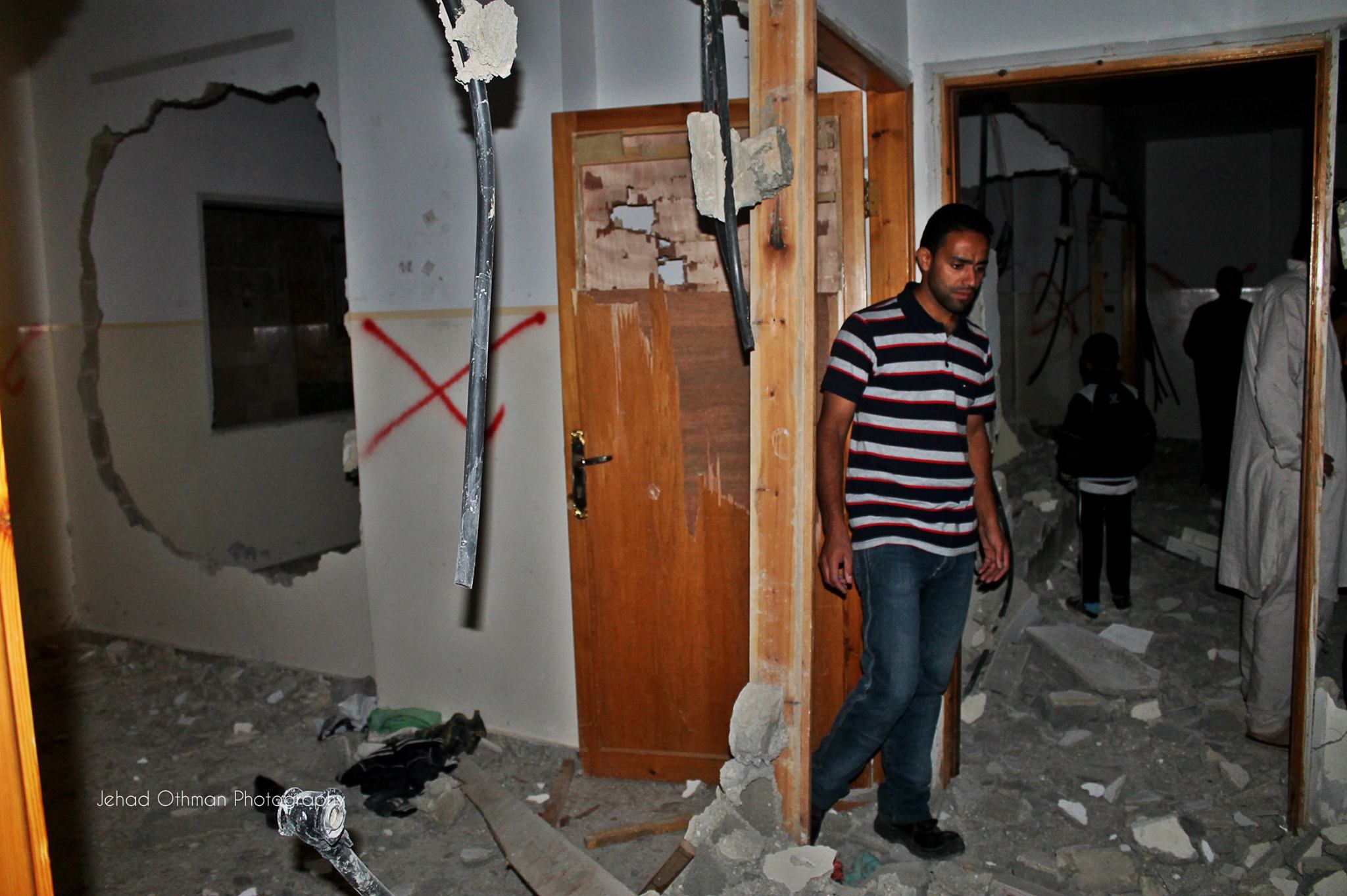 الاحتلال يهدم منزل الأسير أمجد عليوي أحد منفذي عملية ايتمار