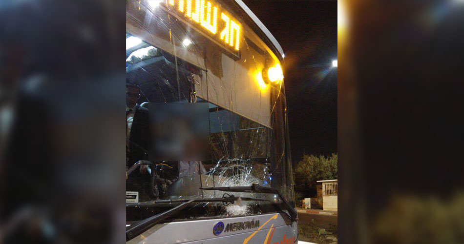 استهداف حافلة للمستوطنين وحارقات على الاحتلال في بيت لحم