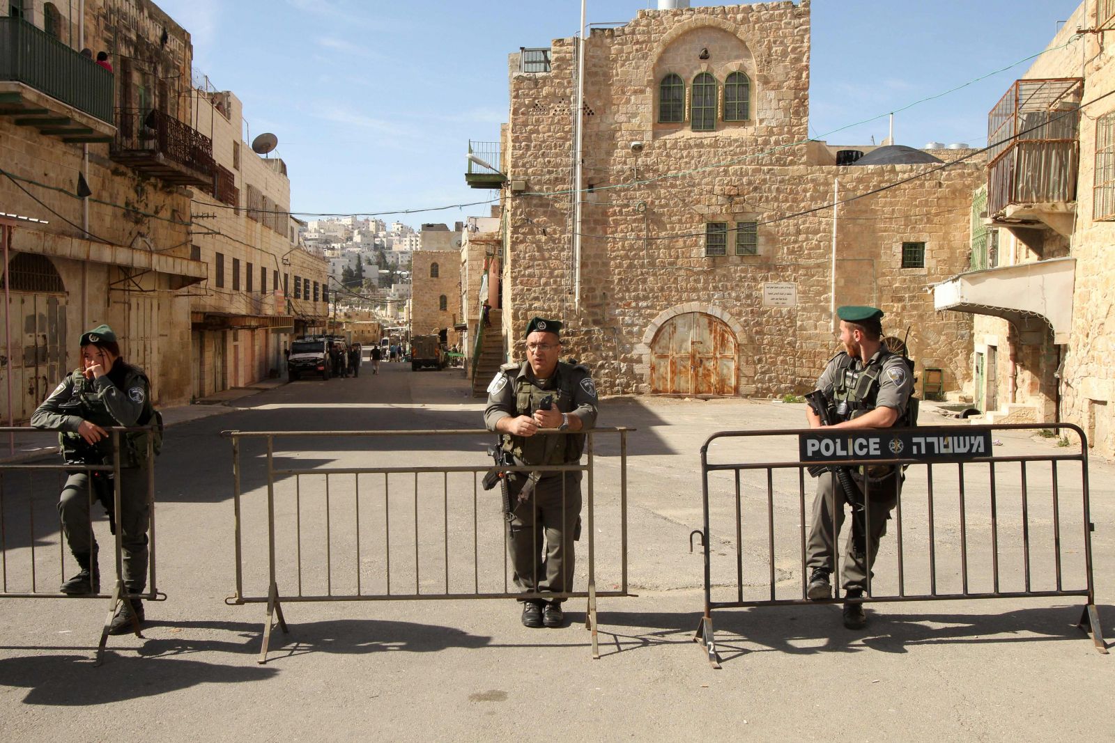 الاحتلال يُغلق المسجد الإبراهيمي بالخليل بحجة الأعياد اليهودية