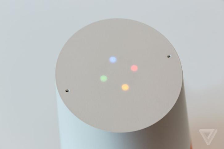 جهاز Google Home مساعد ذكي من جوجل يتسبب بضجة كبيرة