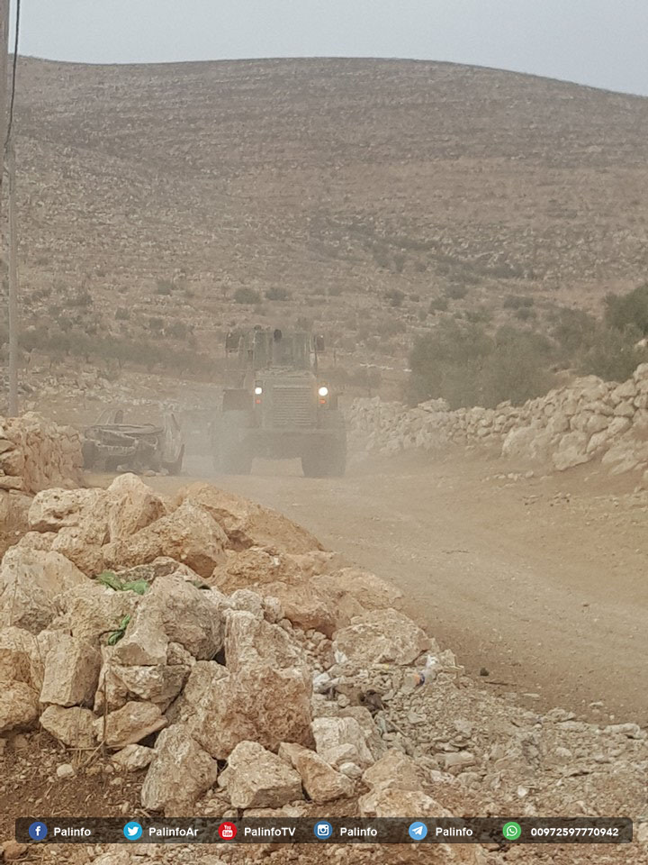 مستوطنون يغلقون طريق قلقيلية – نابلس