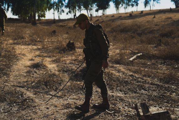 تدريبات إسرائيلية على حدود غزة تحاكي وقوع حرب