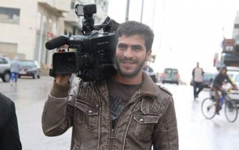 الاحتلال يمدد اعتقال الصحفي نضال النتشة