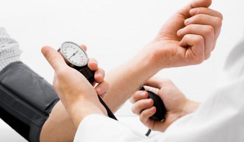 انتبه.. ضغط الدم أهم مؤشر على حالتك الصحية