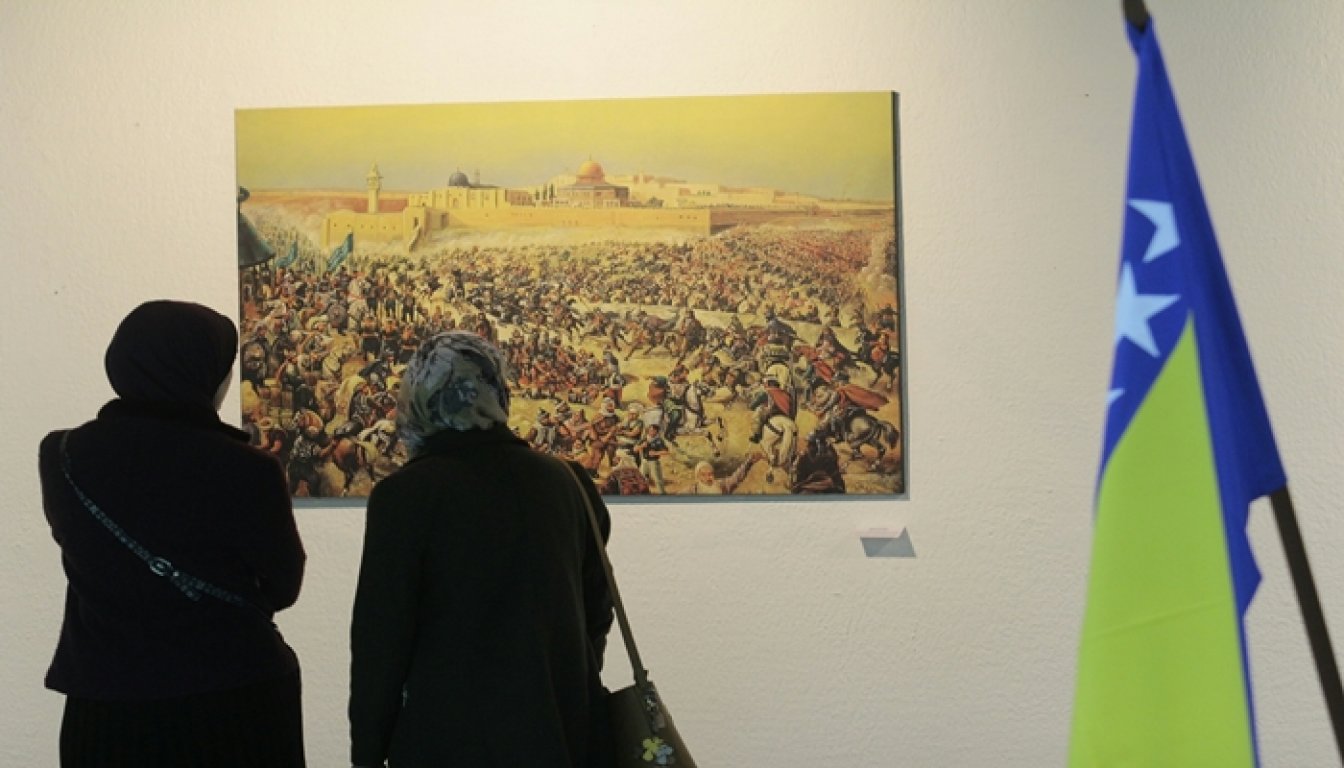 فلسطين حكاية ولون.. معرض فني عالمي يواصل فعالياته بالبوسنة والهرسك