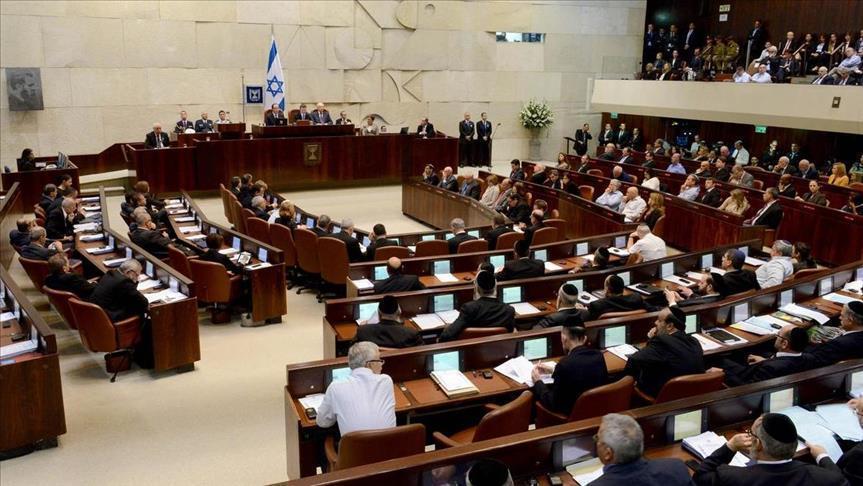 رئيس الائتلاف الحاكم بـ إسرائيل يتوقع تقديم موعد الانتخابات