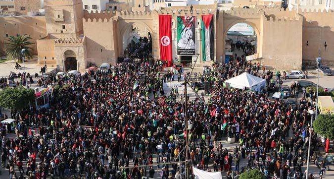 الآلاف يشاركون في مسيرات بتونس تكريما للمهندس الزواري