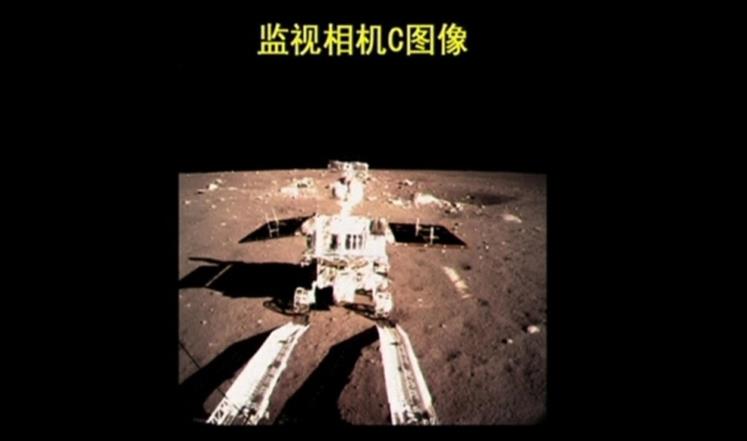 الصين ترسل مسبارًا إلى الجانب المظلم من القمر