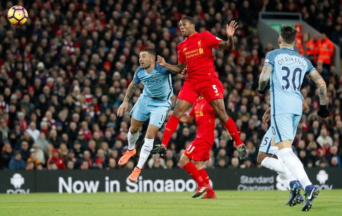 الدوري الإنجليزي.. ليفربول يفوز على مانشستر سيتي