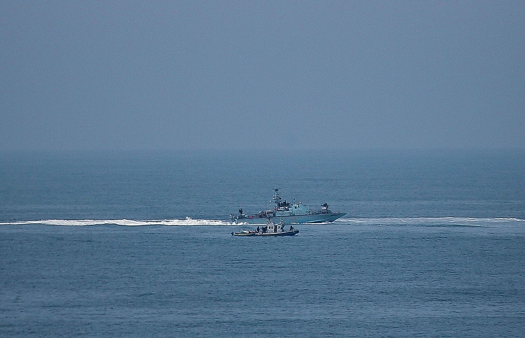 الاحتلال يواصل حصاره البحري واعتداءاته ضد الصيادين بالقطاع