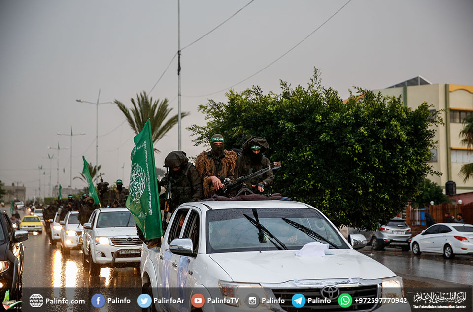مسير عسكري لـالقسام شمال القطاع إحياءً للذكرى 29 لانطلاقة حماس