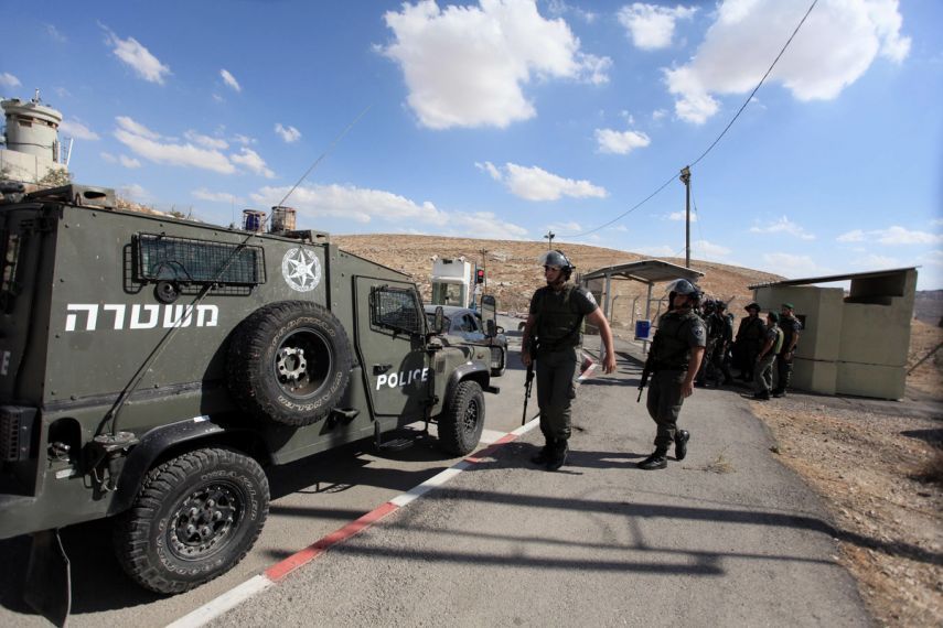 الاحتلال يُغلق حواجز عسكرية بمحيط نابلس