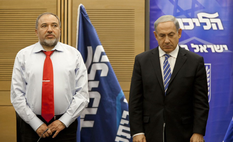 ليبرمان: نتنياهو يقودنا نحو “خراب مملكة إسرائيل”