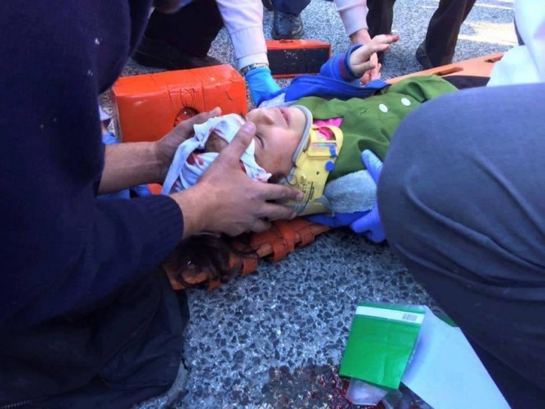 إصابة طفل دهسه مستوطن بالخليل