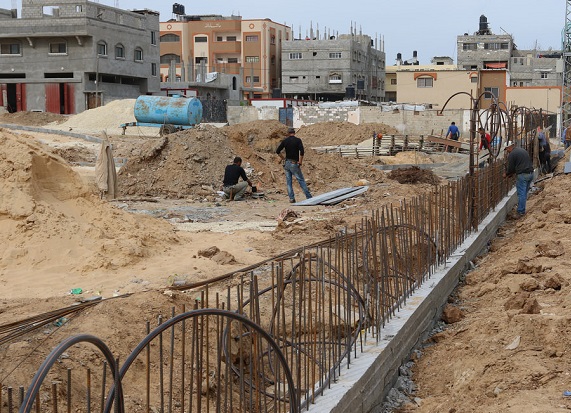بلدية غزة تشرع بإعادة إعمار حديقة القبة شرق الشجاعية