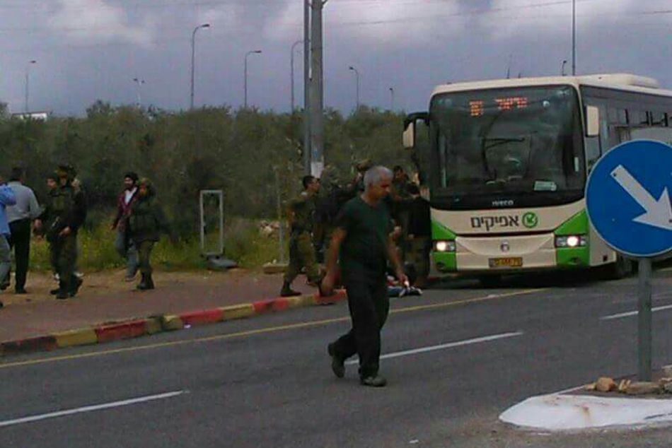 الاحتلال يزعم إصابة إسرائيلية في عملية طعن قرب تل أبيب